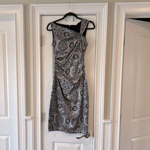 Maggy London, Black & white kaleidoscope/floral dress, size 4.